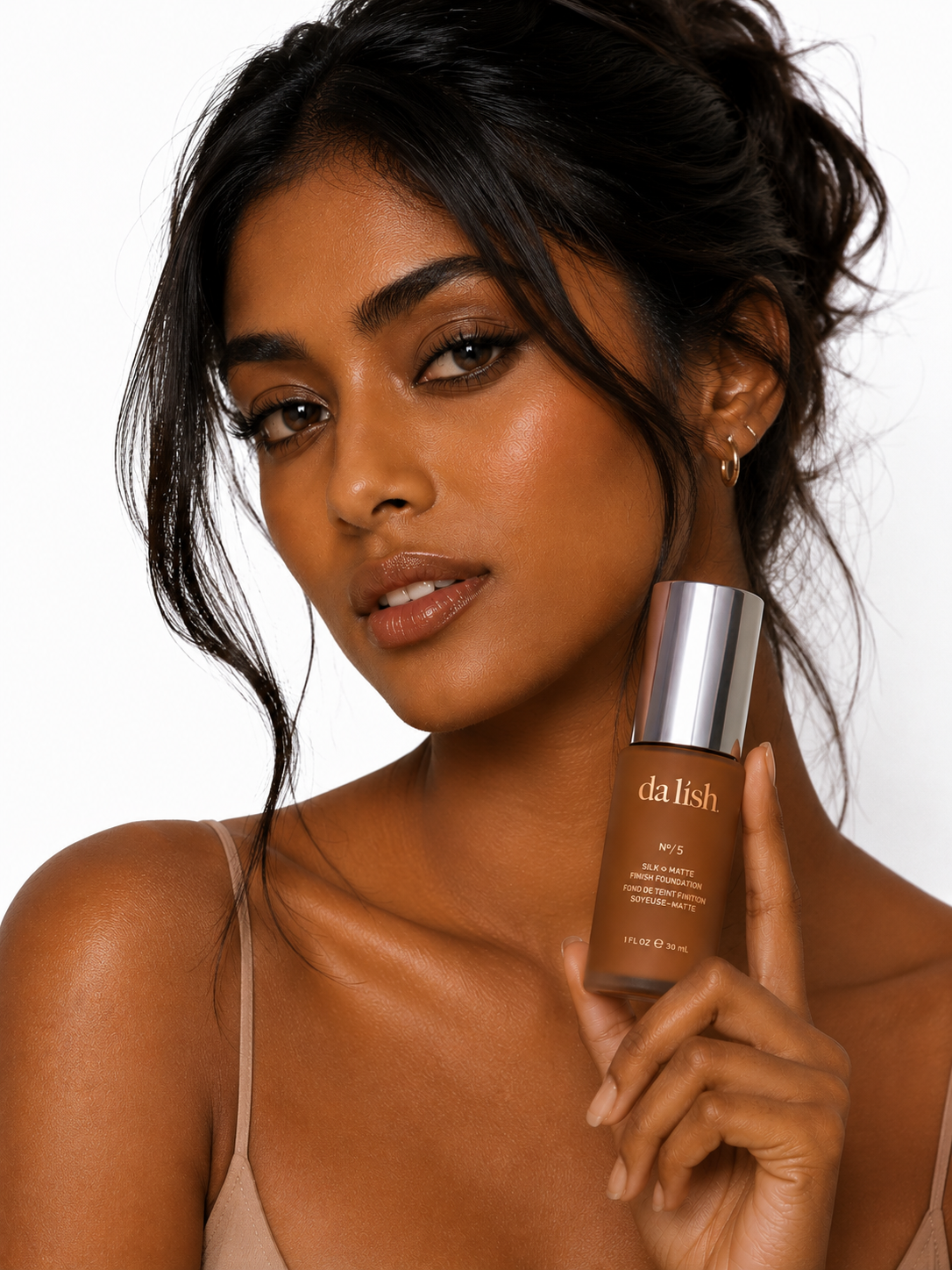da lish Skin Perfecting Foundation – Natural-Looking Coverage