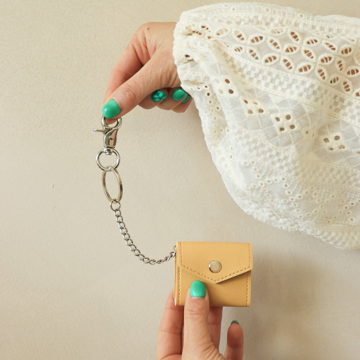 Micro Pouch